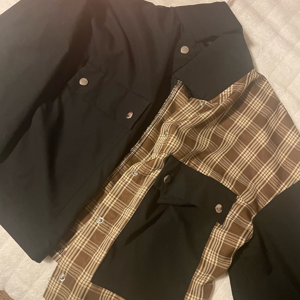 Cropped blouse